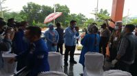 Apri-Roby Antar Berkas Pendaftaran ke KPU Bintan