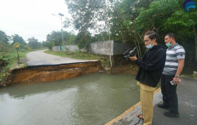 Curah Hujan Tinggi